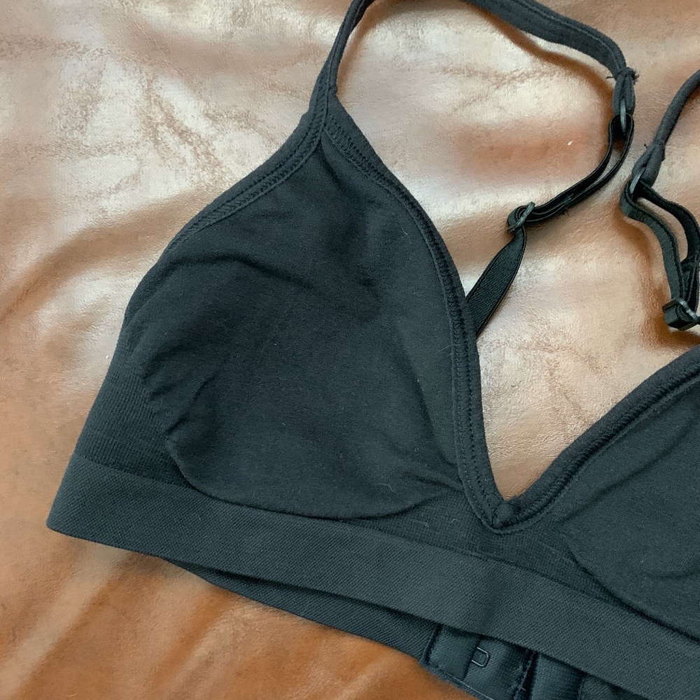 Hanes NWOT black t-shirt bralette bra xs